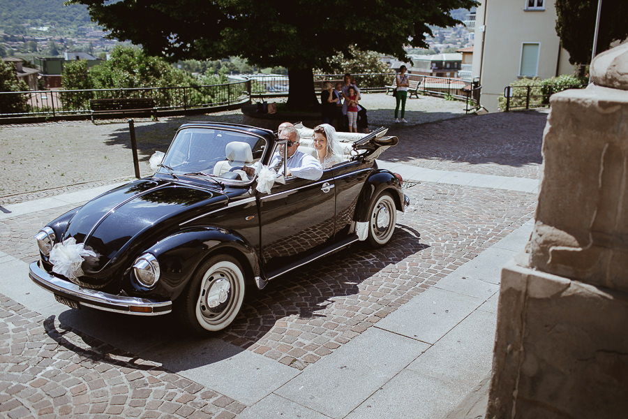 arrivo della sposa Matrimonio Calolziocorte - Lago di Como