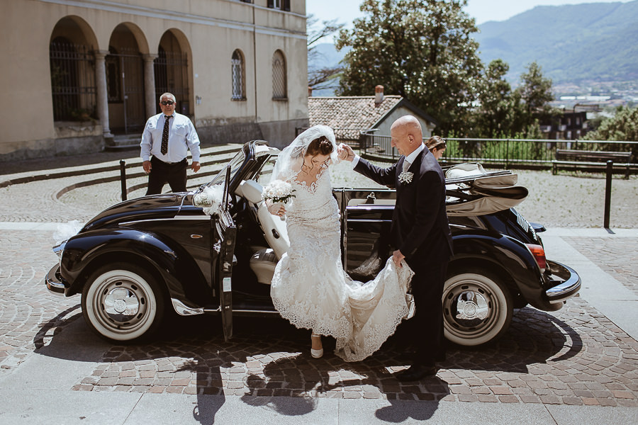 arrivo della sposa Matrimonio Calolziocorte - Lago di Como