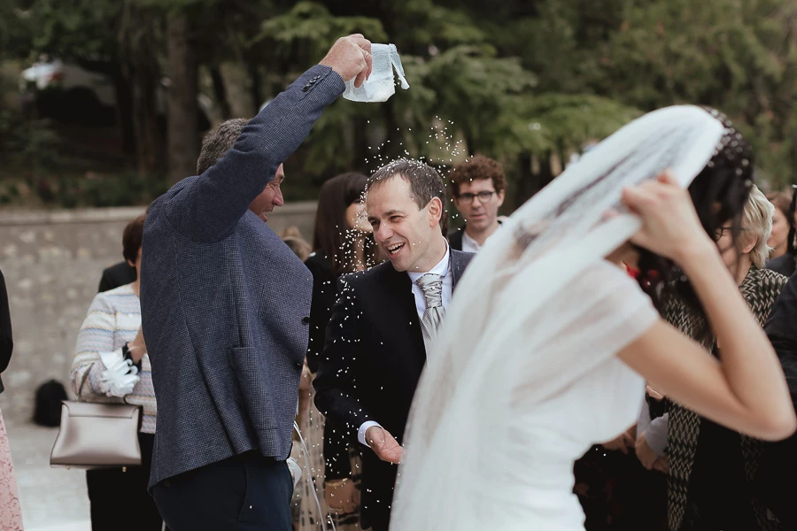 lancio del riso chiesa Orgiano