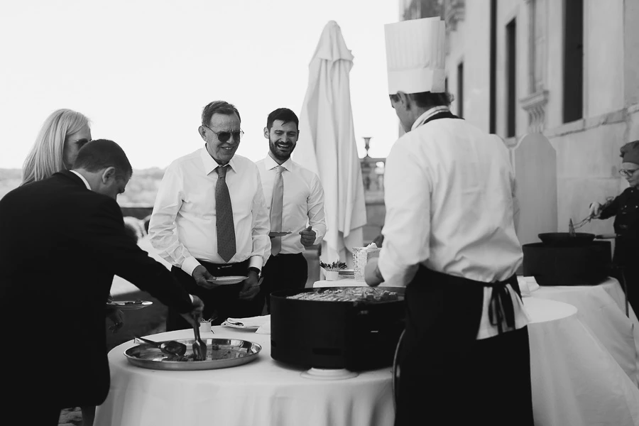 Aperitivo di matrimonio a Villa di Montruglio, ricevimento elegante