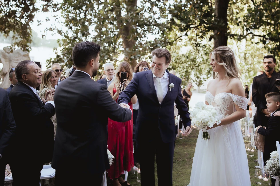 ingresso della sposa con il papà