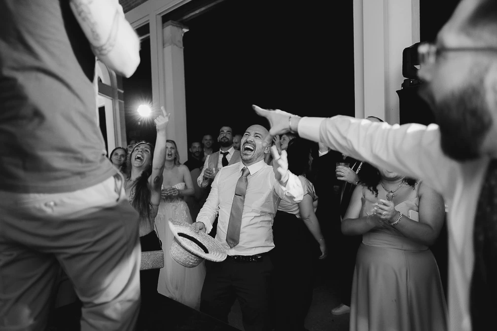 Ospiti cantano e ballano con Giorgio Vanni a Villa Selvatico